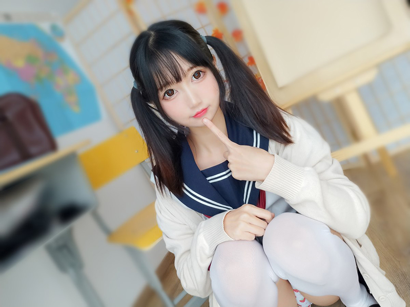 Ảnh dâm Nagisa Nữ sinh Nhật Bản Cosplay mặc quần lọt khe